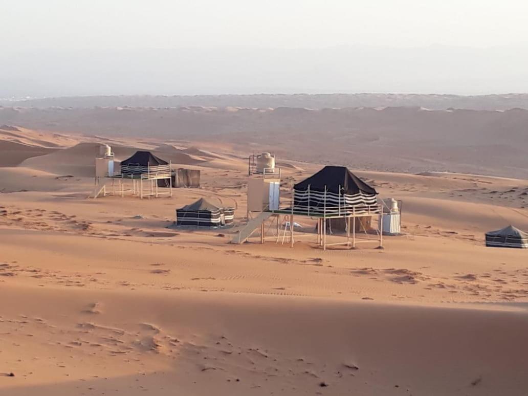 Hamood Desert Private Camp Hotel Al Wasil ภายนอก รูปภาพ